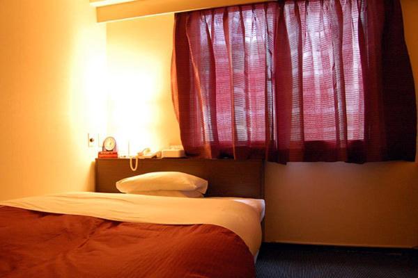 Hiroshima Ekimae Green Hotel Quarto foto