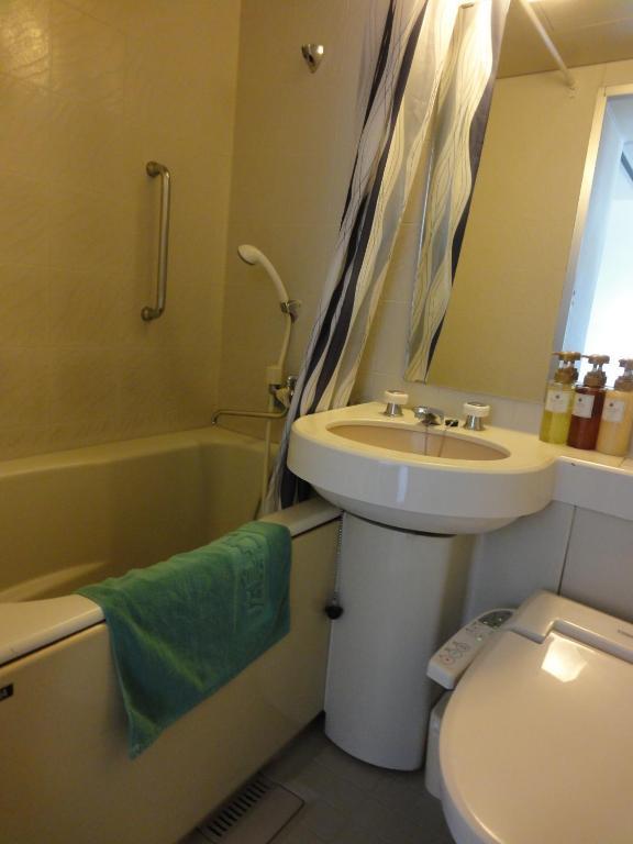Hiroshima Ekimae Green Hotel Quarto foto